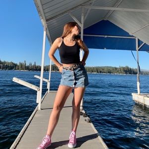 Meet your Posher, Daniela